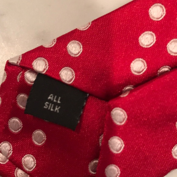 Oxford Clothes red dot tie 100%silk EUC - Picture 3 of 3